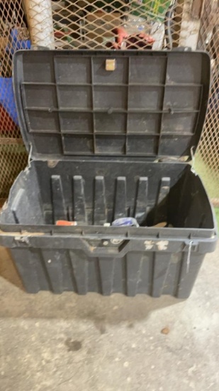 Storage box w/concrete trowels