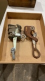 2 wire stretchers