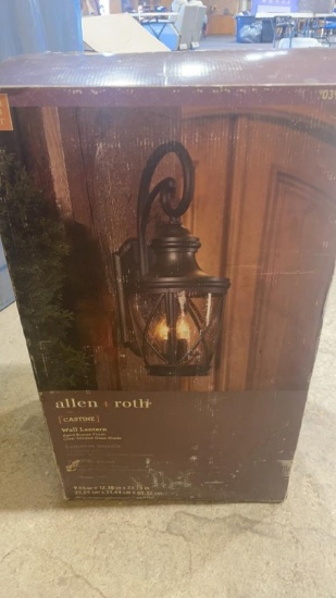 Wall lantern-aged bronze finish