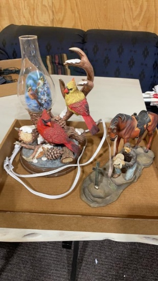Cardinal lamp & kneeling cowboy figurine