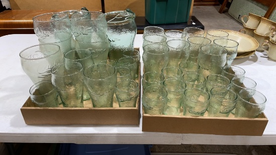 2 boxes of Coca-Cola glasses & pitchers