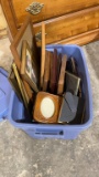 Tub of misc picture frames