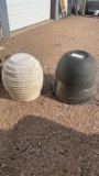 2 planters