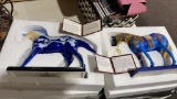 2 The Trail of Painted Ponies figures