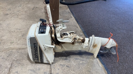 Johnson 8hp boat motor