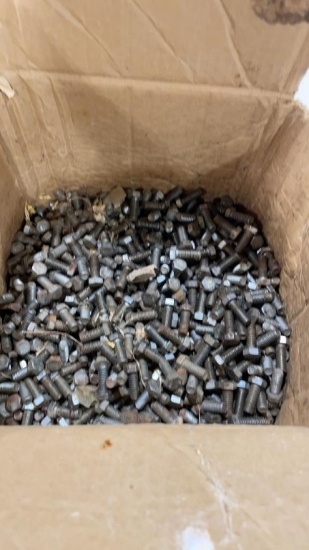 Box of perlin bolts
