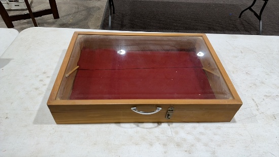 Shadow box