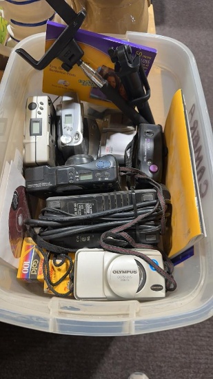Box of misc cameras