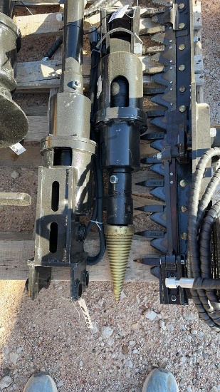 Hydraulic wood drill for mini excavator