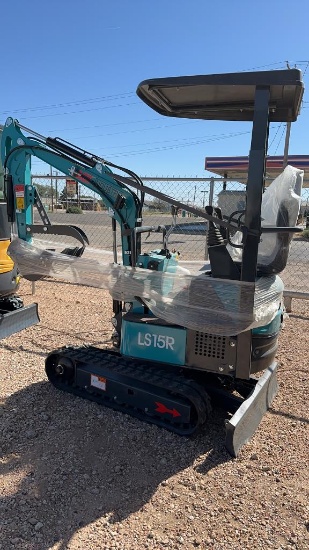 AGT LS15R Mini Excavator