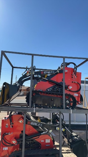 AGT LRT23 Mini Skid Loader