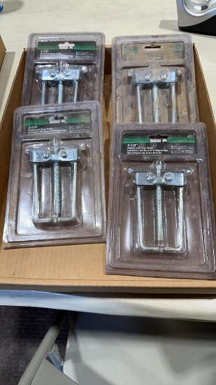 4 new 3-1/2” gear pullers