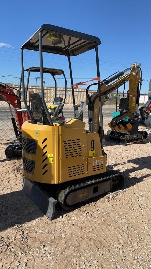 AGT H15 Mini Excavator