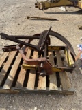 Chisel point on towbar & 2’ onion hoe