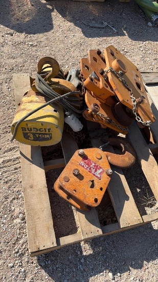 3T electric hoist, hoist trolley & 7-1/2T block