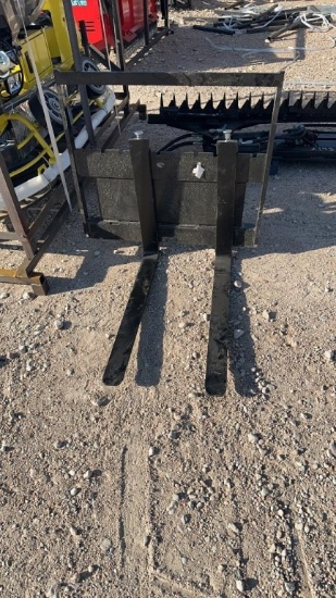 Pallet forks for Mini Skid Steer