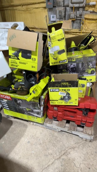 Pallet of misc non-working tools