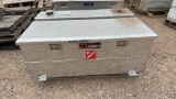 CRESCENT Aluminum toolbox/fuel tank combo
