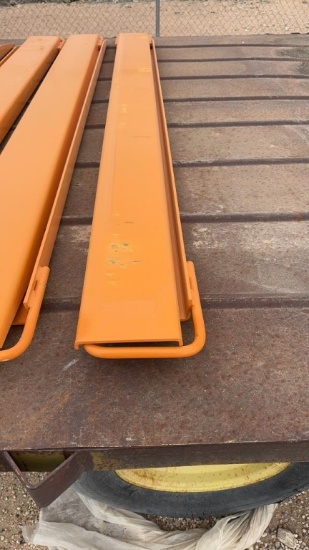 Wolverine 84" pallet fork extensions