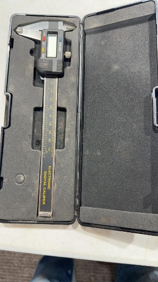 Digital caliper
