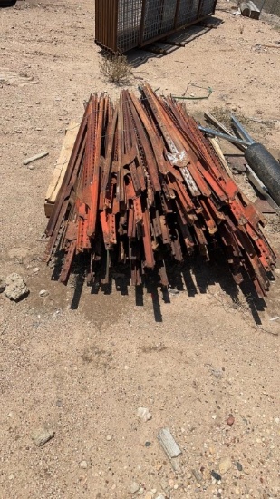 Lot of approx 120 used T-posts
