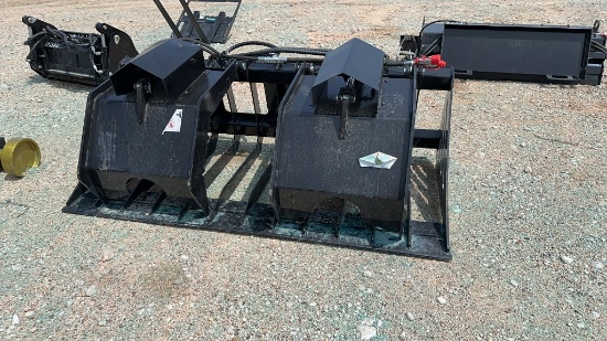 Skid Steer hollow wood grabber