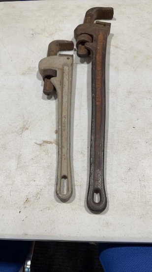 2 pipe wrenches