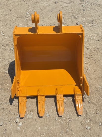24" Bucket for Cat 305 Excavator