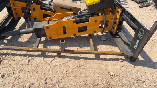 FT-P680 Skid Steer Breaker