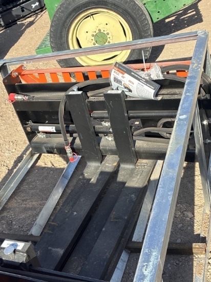 Wolverine Hydraulic Pallet Fork