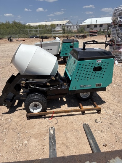 FT-MT800 Wheeled Mini Mixer Truck