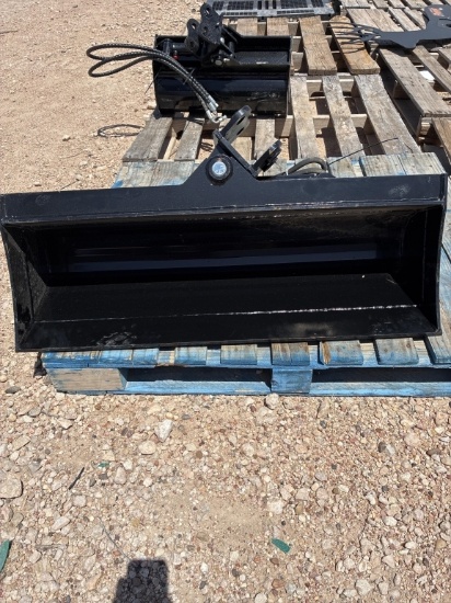 40" Tilting Bucket for Mini Excavator