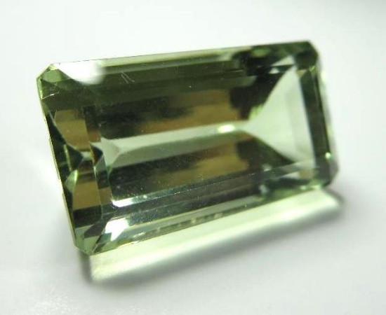 24.75 ct, Green Amethyst