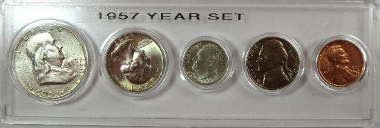 1957 5 pc set in snaptight case