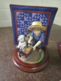 Amish Heritage Quilt Figurine