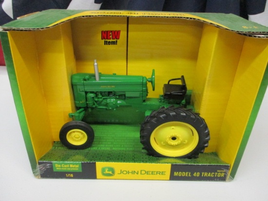 JD 40 Tractor By Ertl NIB