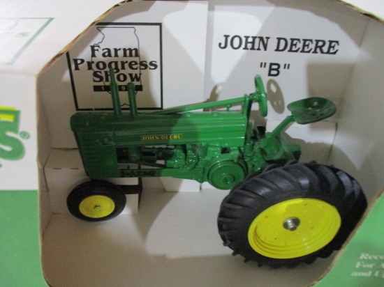 John Deere B Farm Progress Show 1994 Box FB-2352