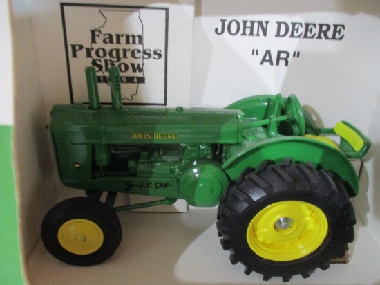 John Deere AR Farm Progress Show 1994 Box FB2353
