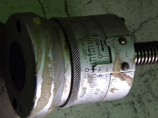Crossfeed and Measurement Dial