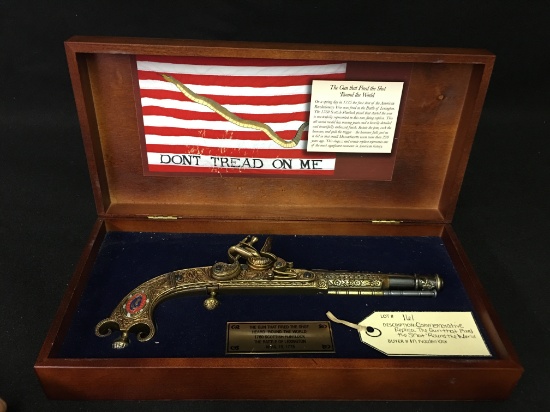 Commemorative Replica The Gun That Fired the Shot 'Round the World