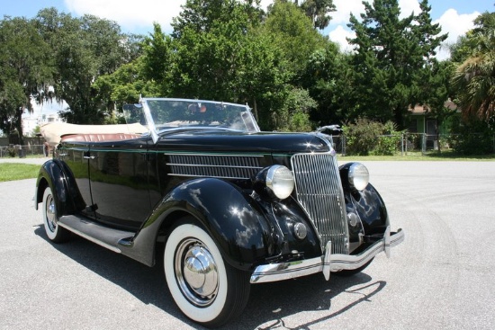 1936 Ford Phaeton Deluxe