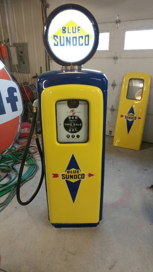 1950 MS80 Blue Sunoco Gas Pump