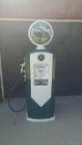 Bennett 746 Sinclair Opaline Gas Pump