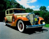 1933 Packard 1104 Club Sedan Super 8