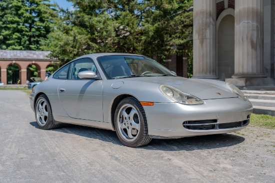 2001 Porsche 911 Carrera 2 Coupe