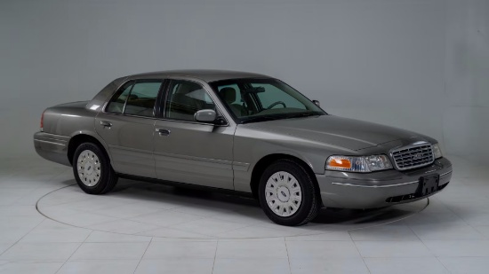 2003 Ford Crown Victoria