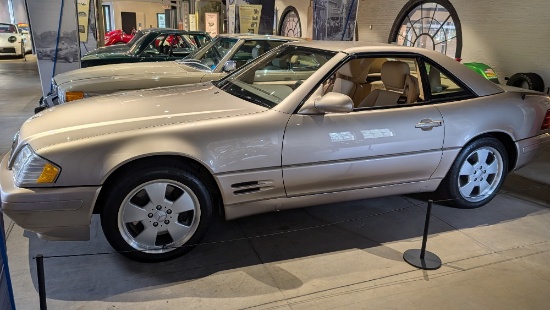 2000 Mercedes-Benz SL500
