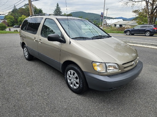 2000 Toyota Sienna
