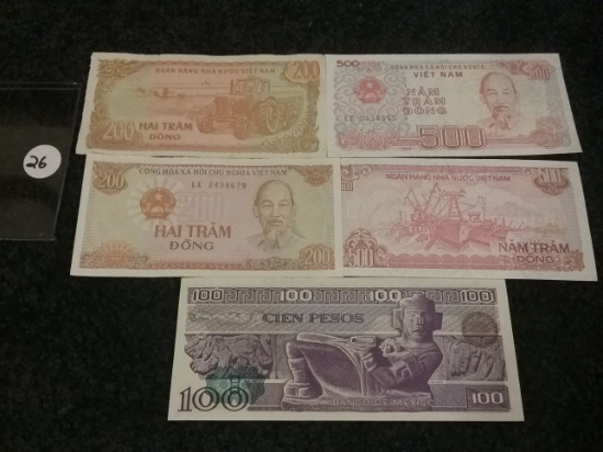 Five pieces of uncirculated foreign currency