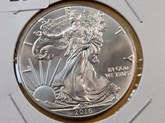 GEM Brilliant Uncirculated 2016 American Silver Eagle
